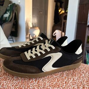 Women’s Slip-Ins Hotshot Everyday Ease Sneakers